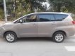 Toyota Innova 2017 - Bán Toyota Innova năm 2017 màu bạc giá chỉ 450 triệu