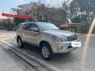 Toyota Fortuner 2011 - Cần bán lại xe Toyota Fortuner 2.5G 4x2 MT đời 2011, màu bạc 