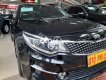 Kia Optima 2017 - Cần bán gấp Kia Optima 2.0AT sản xuất năm 2017, màu đen 