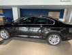 Volkswagen Passat 2019 - Bán rẻ 2 chiếc Volkswagen Passat (1 lướt, 1 chưa lăn bánh)