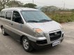 Hyundai Starex MT 2004 - Bán Hyundai Starex MT năm 2004, màu bạc số sàn, 138 triệu