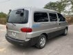 Hyundai Starex MT 2004 - Bán Hyundai Starex MT năm 2004, màu bạc số sàn, 138 triệu