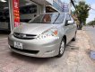 Toyota Sienna  LE   2005 - Cần bán lại xe Toyota Sienna LE sản xuất 2005, màu bạc, xe nhập