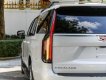 Cadillac Escalade Platinum 2021 - Cần bán lại xe Cadillac Escalade Platinum năm sản xuất 2021, màu trắng, nhập khẩu