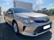 Toyota Camry E 2016 - Bán Toyota Camry E năm 2016 số tự động, 699 triệu