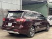 Kia VT250 2016 - Bán xe Kia Sedona máy xăng năm 2016, màu đỏ mận, một chủ sử dụng từ mới