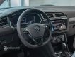 Volkswagen Tiguan 2022 - [Volkswagen Trường Chinh] báo giá xe Tiguan Elegance 2022 hôm nay hãng tung KM đặt biệt tặng hỗ trợ mùa dịch + Phụ kiện