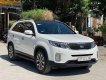Kia Sorento GATH 2016 - Bán Kia Sorento GATH sản xuất năm 2016, màu trắng, xe siêu đẹp