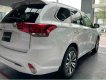 Mitsubishi Outlander 2022 - Bán Mitsubishi Outlander 2.0 CVT Premium sản xuất 2022, màu trắng