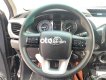 Toyota Hilux 2021 - Xe Toyota Hilux 2.4E 4x2AT năm sản xuất 2021, màu đen, nhập khẩu, giá tốt
