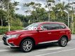 Mitsubishi Outlander 2018 - Bán Mitsubishi Outlander năm sản xuất 2018, màu đỏ còn mới