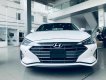 Hyundai Elantra 2022 - Cần bán xe Hyundai Elantra 2.0 AT sản xuất 2022, màu trắng