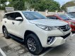 Toyota Fortuner 2017 - Xe Toyota Fortuner 2.7V 4x2 AT năm 2017, màu trắng, nhập khẩu, giá tốt