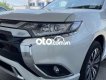 Mitsubishi Outlander 2022 - Cần bán xe Mitsubishi Outlander 2.4CVT năm sản xuất 2022, màu trắng