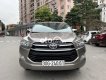 Toyota Innova 2018 - Bán ô tô Toyota Innova 2.0G sản xuất 2018, màu xám chính chủ 