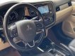 Mitsubishi Outlander 2018 - Bán xe Mitsubishi Outlander 2.0 CVT năm sản xuất 2018 không lỗi nhỏ - Biển TP - Hỗ trợ nhanh mọi thủ tục