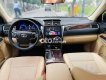 Toyota Camry 2016 - Bán ô tô Toyota Camry 2.0E năm 2016, màu đen