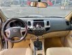 Toyota Hilux 2015 - Bán Toyota Hilux 2.5E 4x2MT sản xuất 2015, màu bạc, nhập khẩu nguyên chiếc số sàn, giá tốt