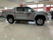 Toyota Hilux 2016 - Cần bán lại xe Toyota Hilux sản xuất 2016, màu bạc số tự động