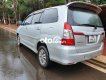 Toyota Innova 2015 - Cần bán gấp Toyota Innova MT năm sản xuất 2015, màu bạc xe gia đình