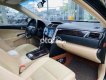 Toyota Camry 2015 - Bán xe Toyota Camry 2.0E sản xuất năm 2015, màu đen, giá 670tr