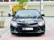 Toyota Camry 2016 - Bán ô tô Toyota Camry 2.0E năm 2016, màu đen