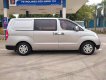 Hyundai Grand Starex 2011 - Bán Hyundai Grand Starex 2.4MT năm 2011, màu bạc, nhập khẩu Hàn Quốc