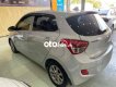 Hyundai Grand i10 2015 - Cần bán xe Hyundai Grand i10 Hatchback 1.2MT năm sản xuất 2015, màu bạc