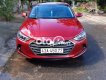 Hyundai Elantra 2017 - Bán Hyundai Elantra 2.0 AT sản xuất năm 2017, màu đỏ số tự động