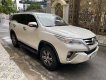 Toyota Fortuner 2017 - Cần bán Toyota Fortuner 2.4MT sản xuất 2017, màu trắng số sàn, giá tốt