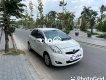 Toyota Yaris 2013 - Bán Toyota Yaris sản xuất năm 2013, màu trắng, xe nhập, 360tr