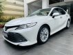 Toyota Camry 2019 - Bán Toyota Camry năm sản xuất 2019, màu trắng, nhập khẩu