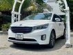 Kia Sedona 2017 - Cần bán Kia Sedona 2.2D ATH  năm sản xuất 2017, màu trắng xe gia đình