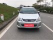 Toyota Innova 2011 - Bán ô tô Toyota Innova 2.0V sản xuất 2011, màu bạc số tự động