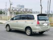 Toyota Innova 2011 - Xe Toyota Innova 2.0G năm sản xuất 2011, màu vàng cát