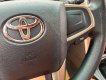 Toyota Innova 2017 - Cần bán Toyota Innova 2.0E sản xuất năm 2017, màu bạc số sàn, giá 470tr