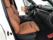 Lexus LX 570 MBS 2020 - Bán chiếc Lexus LX570 MBS 4 chổ Vip phiên bản Super Sport Trung Đông màu trắng, nội thất nâu da bò xe sản xuất 2020 đăng