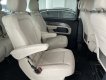 Mercedes-Benz V-Class V250 LUXURY 2022 - Mercedes-Benz V 250 Luxury Màu Bạc Cọc Sớm Giao Ngay - 0901 078 222 Quang Mercedes Phú Mỹ Hưng