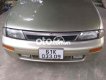 Nissan Bluebird 1994 - Xe Nissan Bluebird năm 1994, màu vàng, xe nhập, giá tốt