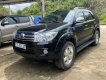 Toyota Fortuner 2011 - Màu đen xe gia đình, giá 410tr