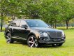 Bentley Bentayga 2019 - Màu đen, nhập khẩu