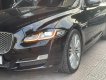 Jaguar XJL 2016 - Màu đen, nội thất da bò - hỗ trợ giá tốt kèm nhiều quà tặng