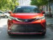 Toyota Sienna 2022 - Xe màu đỏ