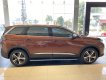 Peugeot 5008 2022 - Xe giao ngay, màu cam, chương trình hấp dẫn - ưu đãi giá