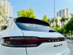 Porsche Macan 2017 - Cần bán xe màu trắng, nội thất đỏ