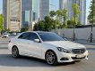 Mercedes-Benz E400 2022 - Màu trắng, nhập khẩu nguyên chiếc