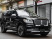 Lincoln Navigator 2022 - Xe màu đen, nhập khẩu