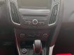 Ford Focus 2018 - Màu trắng, giá hữu nghị