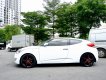 Hyundai Veloster 2012 - Xe màu trắng, nội thất đen