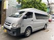 Toyota Hiace 2017 - Số sàn, máy xăng, 8 chỗ vip, Limousine